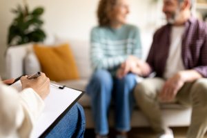 Read more about the article The Art of Communication with Your Partner: Kelly Gorsky’s 7 Steps for Healthier Conversations
